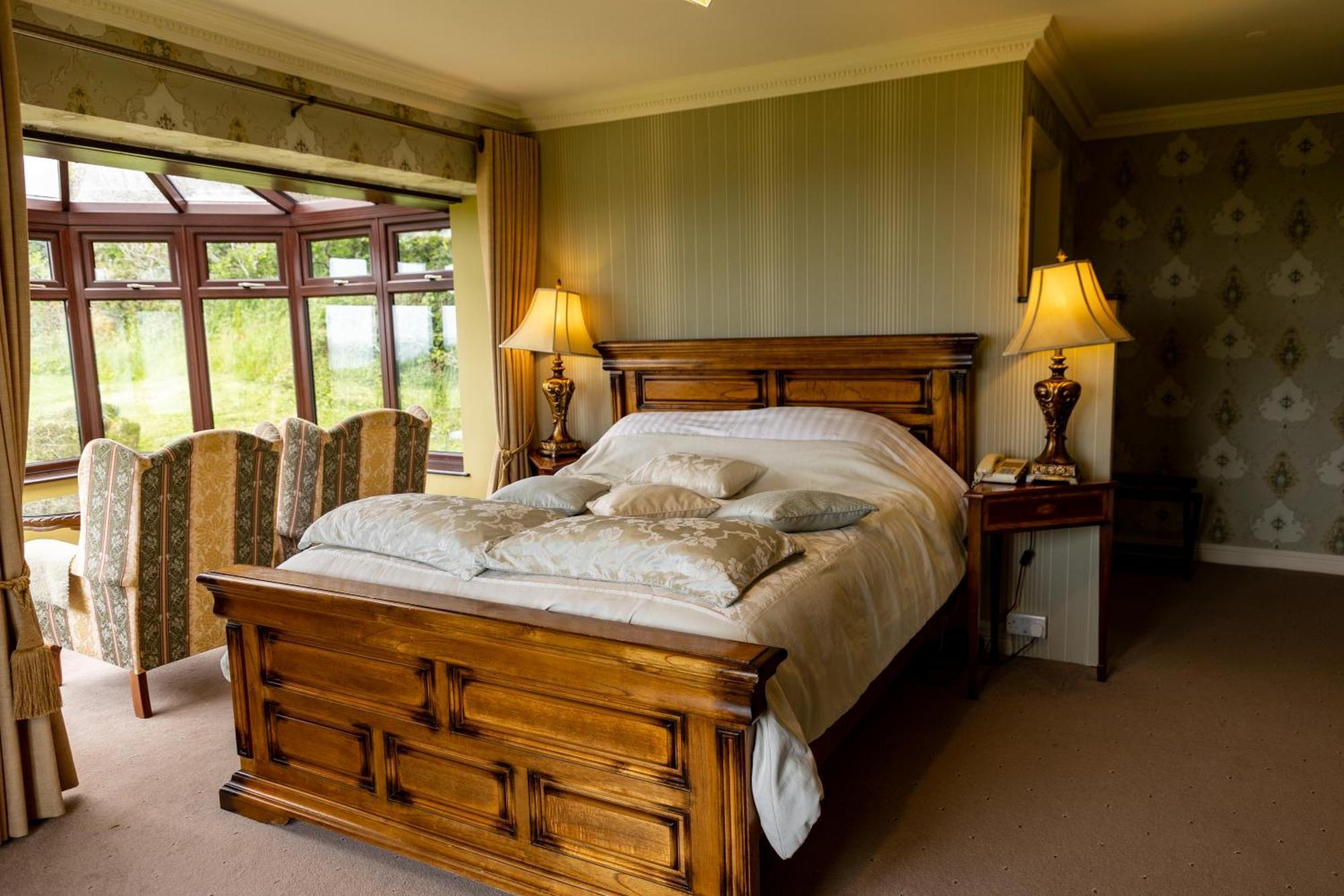 Ballinalacken Castle Country House Hotel Дулин Экстерьер фото